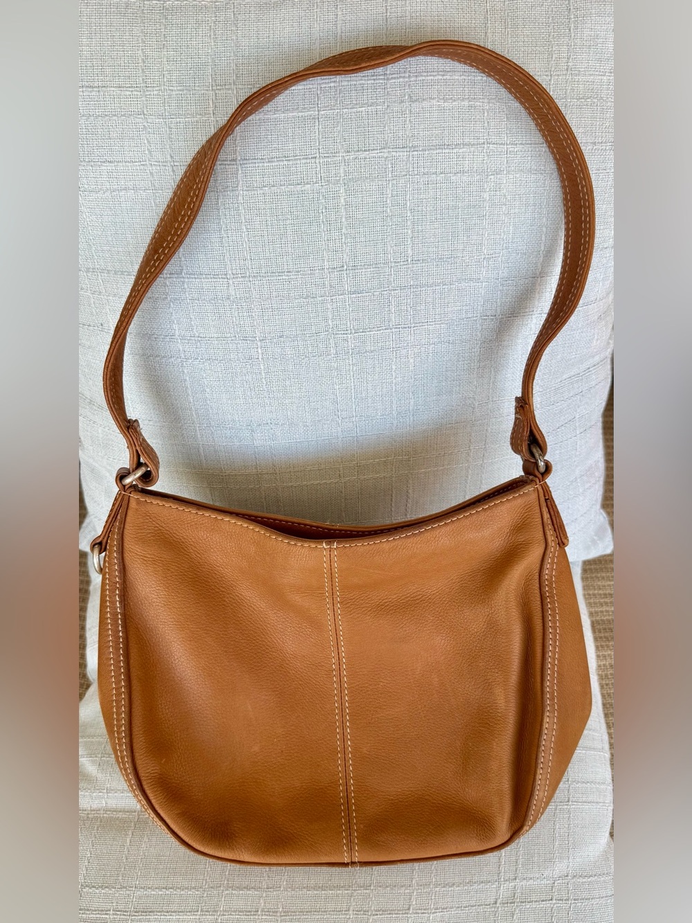Vintage leather Fossil shoulder bag